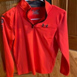 Youth Medium Under Armour 1/4 zip